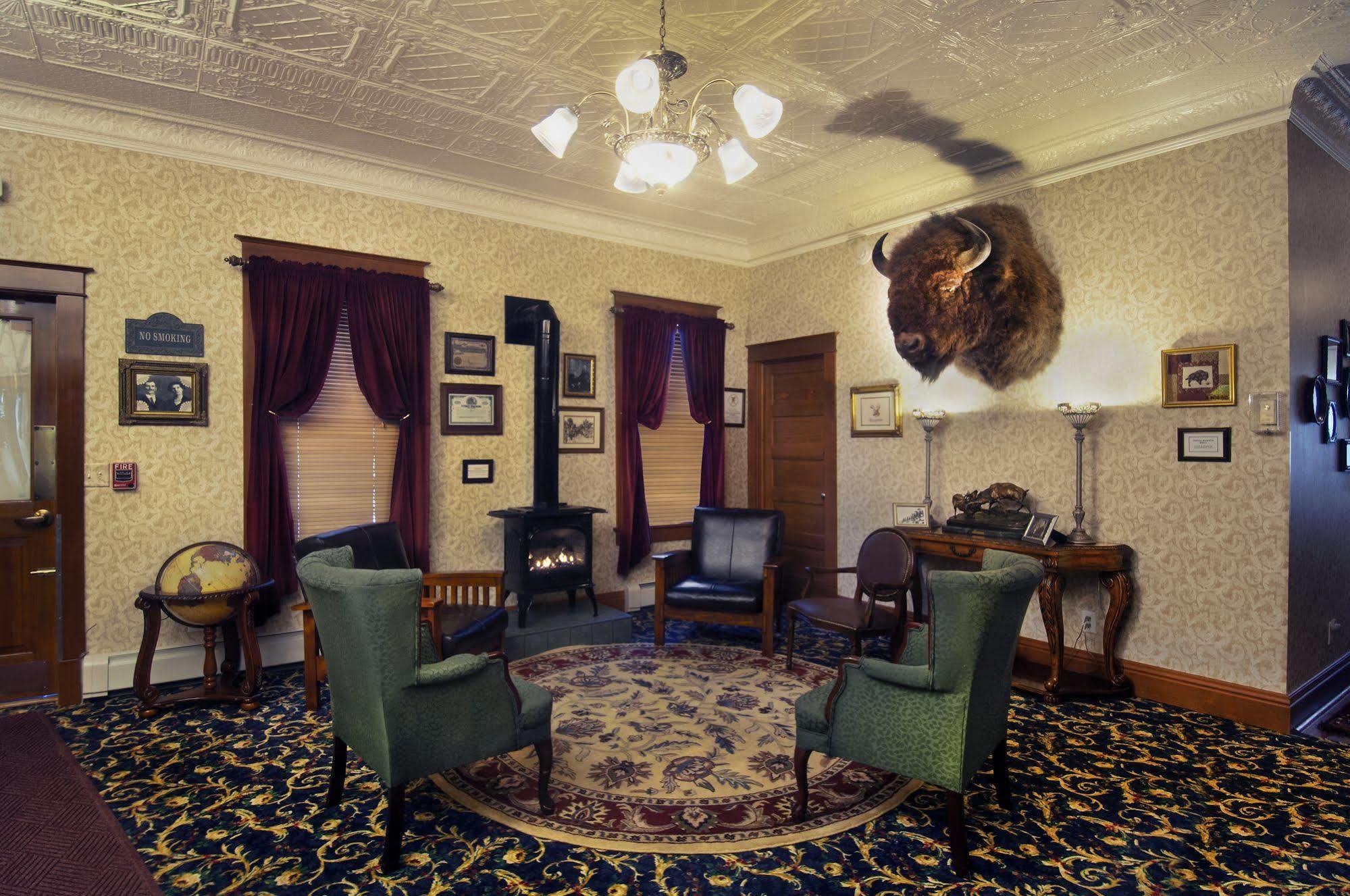 The Historic Elk Mountain Hotel Екстериор снимка